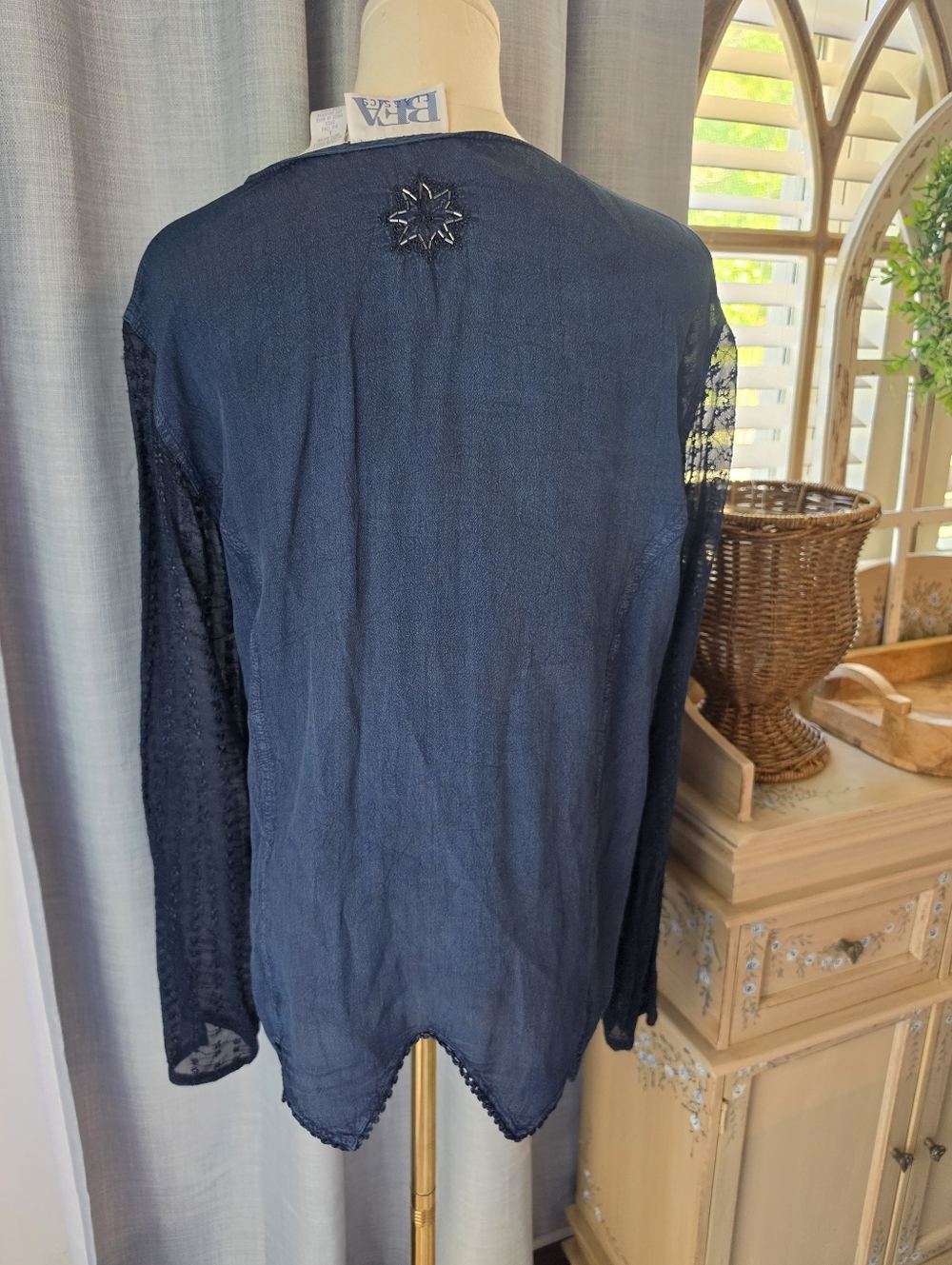 Vintage Blouse - Picture 4 of 5